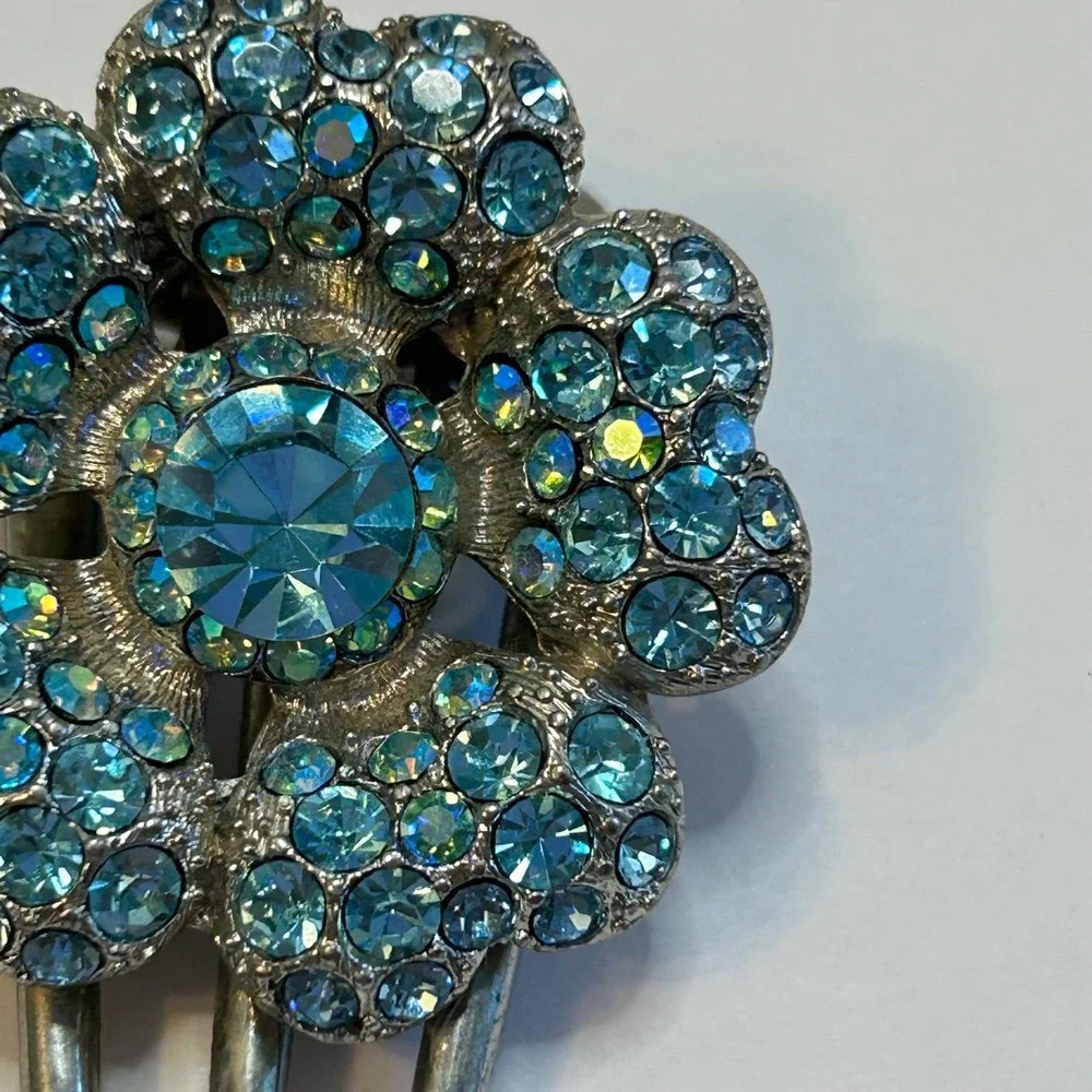 Blue Rhinestone Flower Claw‎ Clip